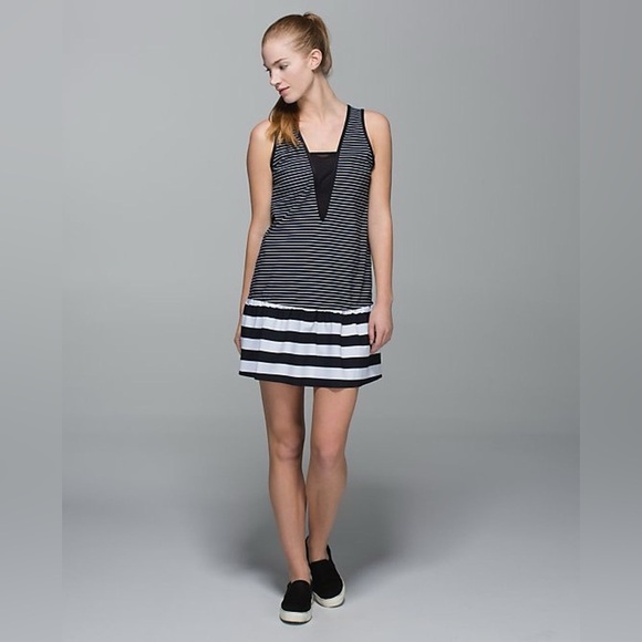 Lululemon Athletica Black and White Striped Dress - Picture 4 of 6